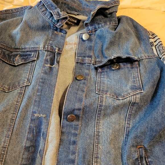 New look women's plus size 2X denim Jean jacket with polyester design on sleeves - Picture 11 of 16